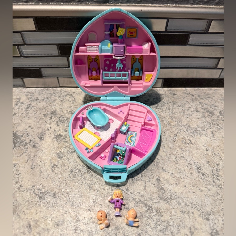 Vintage Polly Pocket Baby Time Fun Nursery Compact Complete Set